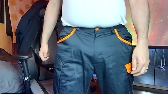 NATINATU252525 – webcam model profile photo Image 3