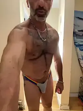  – webcam model profile photo Image 11