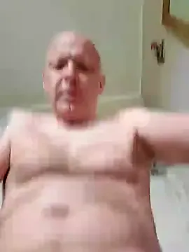  – webcam model profile photo Image 10