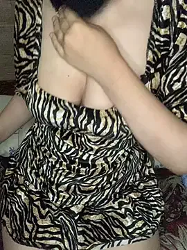  – webcam model profile photo Image 10