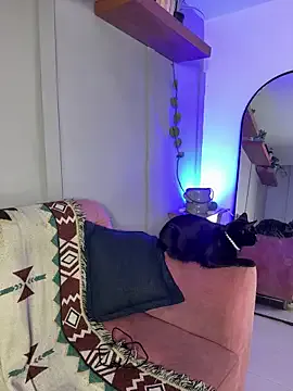 Rae_Lil_White – webcam model profile photo Image 15