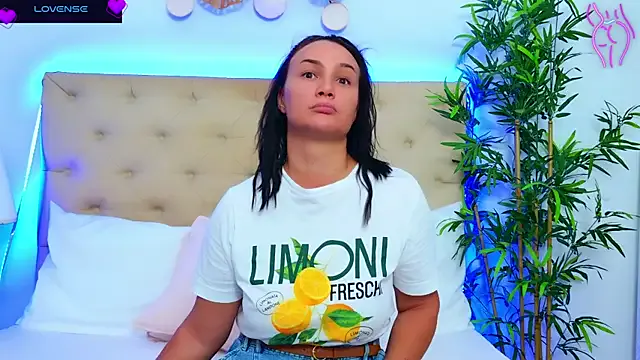 ThelmaJusto – webcam model profile photo Image 7