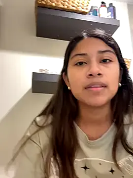 Bellarose_xx – webcam model profile photo Image 3