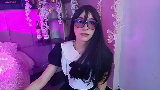 Sofiyaa_39 – webcam model profile photo Image 15