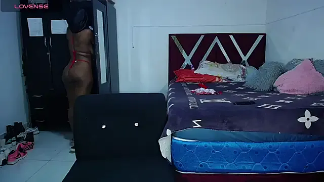 DanisaBrown – webcam model profile photo