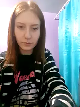 yiyi_3523 on FreeCamNet Image 2