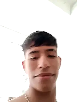  – webcam model profile photo Image 15