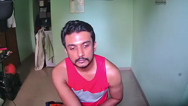 FragrantWind5 – webcam model profile photo Image 6