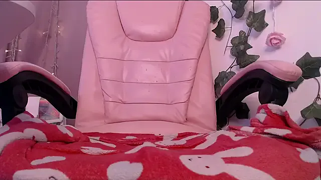 Humsafar-HDX-13 – webcam model profile photo Image 2