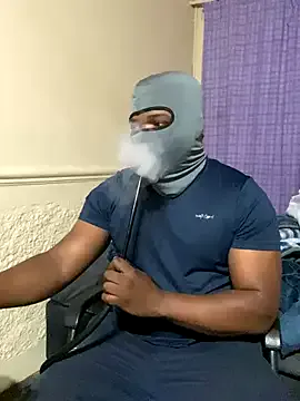 LongDongSilver300 – webcam model profile photo Image 6
