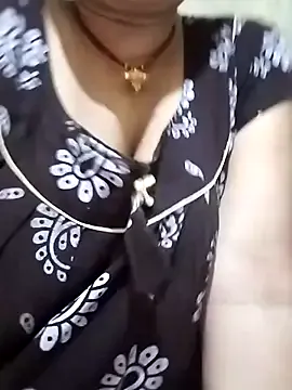 Megu_Melon – webcam model profile photo Image 2