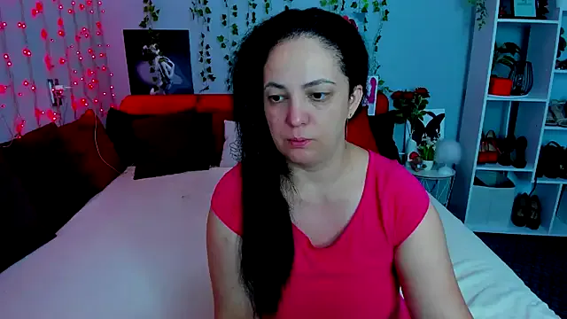 laysfregd2025 – webcam model profile photo Image 9