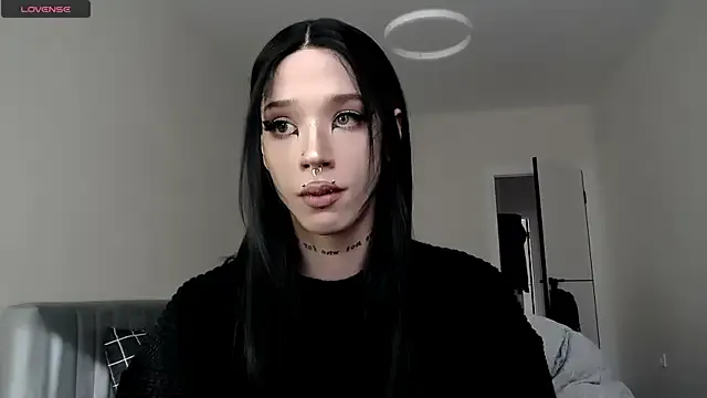 SEXYY_TRANSY_WITH_GIRL – webcam model profile photo Image 12