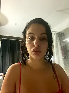 – webcam model profile photo Image 4