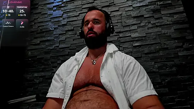 roouse – webcam model profile photo Image 12