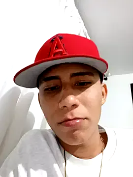  – webcam model profile photo Image 3