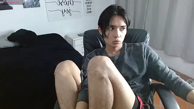 STxuguanhan – webcam model profile photo Image 10