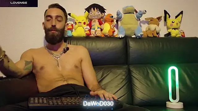  – webcam model profile photo Image 10