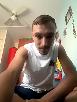 roouse – webcam model profile photo Image 5