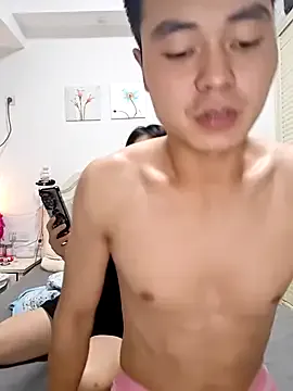  – webcam model profile photo Image 3