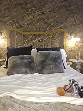 NANA_7 – webcam model profile photo Image 5