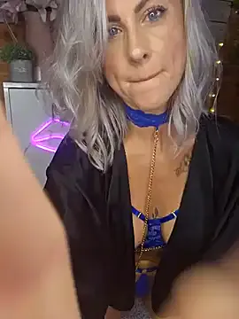 NANA_7 – webcam model profile photo Image 7