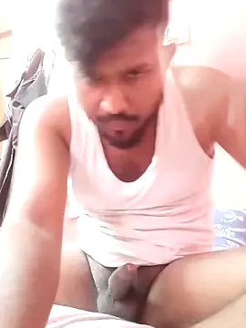 PumaShyXD – webcam model profile photo Image 10