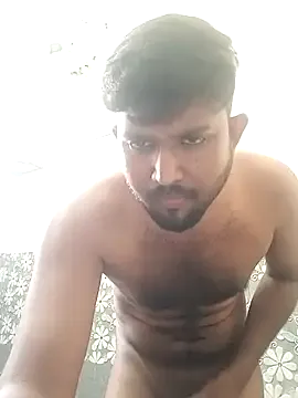 PumaShyXD – webcam model profile photo Image 2