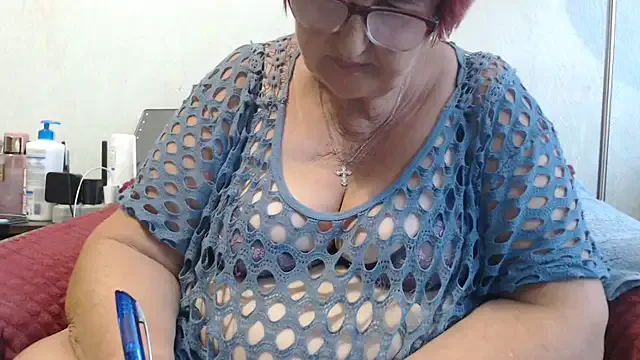 Mia--meow – webcam model profile photo Image 8