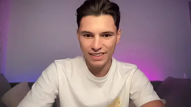 FragrantWind5 – webcam model profile photo Image 16