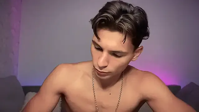 FragrantWind5 – webcam model profile photo Image 17