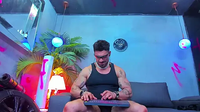 mitsuki0915 – webcam model profile photo Image 9