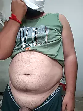 roouse – webcam model profile photo Image 2