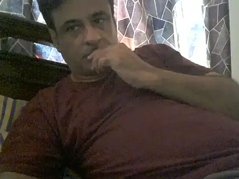 _Alicee_1 – webcam model profile photo Image 4