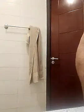 _Alicee_1 – webcam model profile photo Image 5