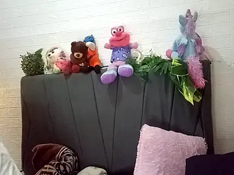 ManaMi-maru – webcam model profile photo Image 5