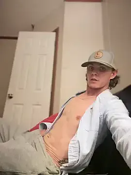 _Alicee_1 – webcam model profile photo Image 4