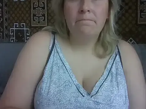 JoJo-ovo – webcam model profile photo Image 18