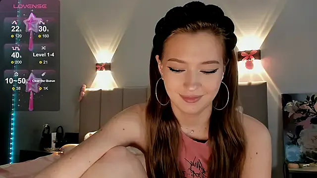 roouse – webcam model profile photo Image 11