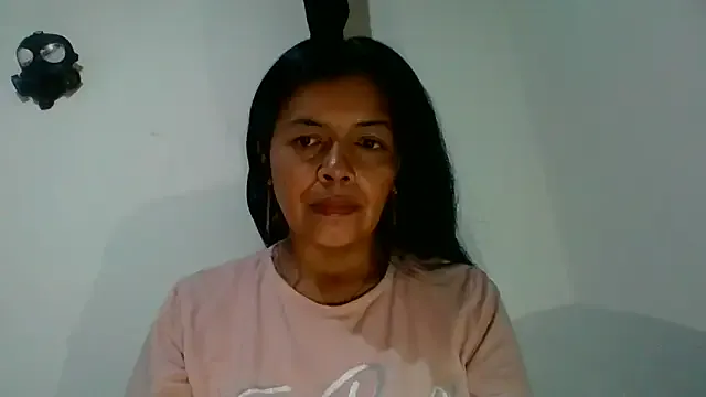 maataaan – webcam model profile photo Image 4