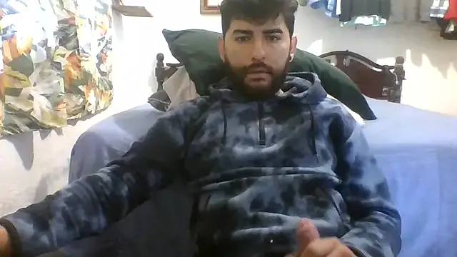 roouse – webcam model profile photo Image 9