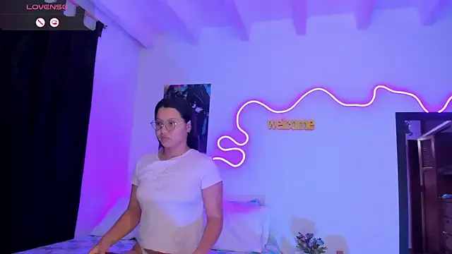 winter11 – webcam model profile photo Image 5