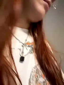 Devil_Minds – webcam model profile photo Image 10