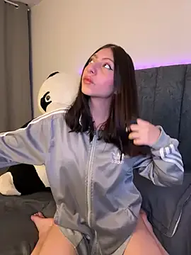 LimeLy – webcam model profile photo Image 18