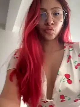 LimeLy – webcam model profile photo Image 4