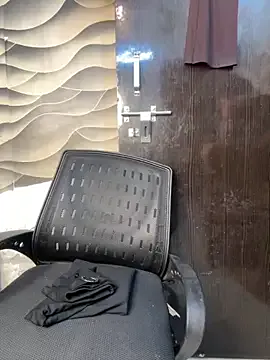 fit_vic – webcam model profile photo Image 10