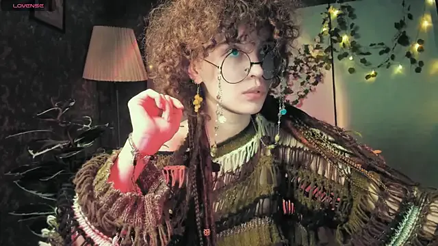 841_yayoi – webcam model profile photo Image 13