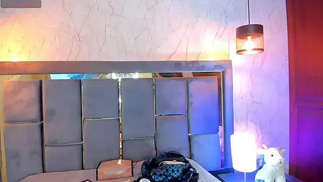 myafreya – webcam model profile photo Image 10