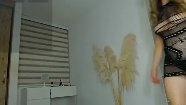 anjalibb – webcam model profile photo Image 15