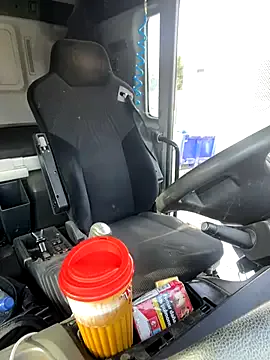 Yui-Ch – webcam model profile photo Image 6